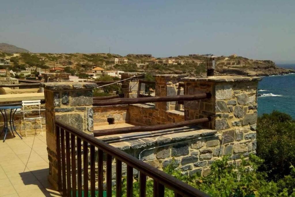 Traditional Stone House By The Sea... Kapetaniana Экстерьер фото