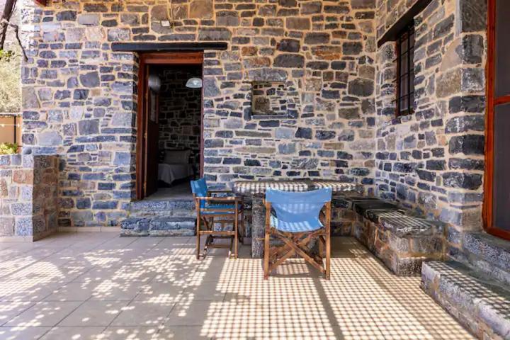 Traditional Stone House By The Sea... Kapetaniana Экстерьер фото